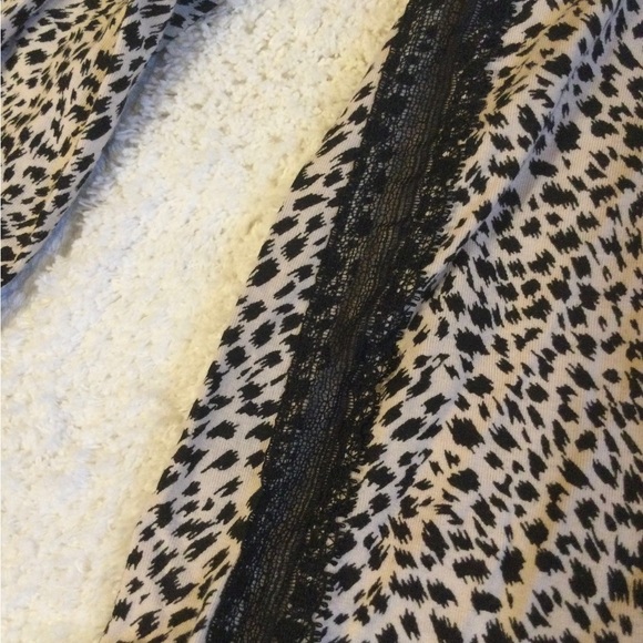 💗HP!💗 Victoria’s Secret Pajama Set - Picture 5 of 15